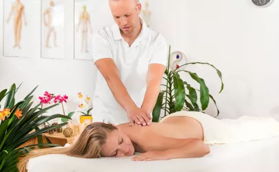 Wie lange dauert eine Massage Ausbildung?